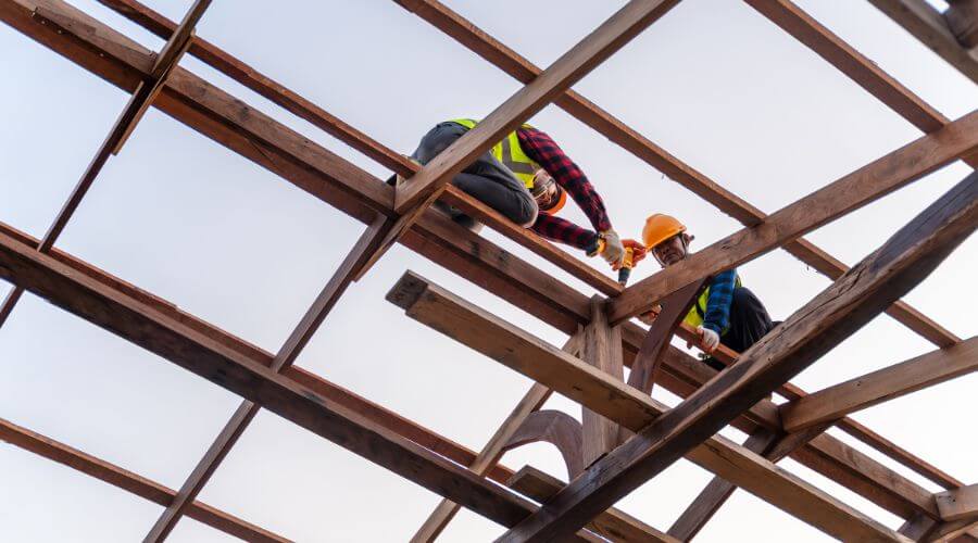 Professional gutter cleaning services in Shaver Lake, CA